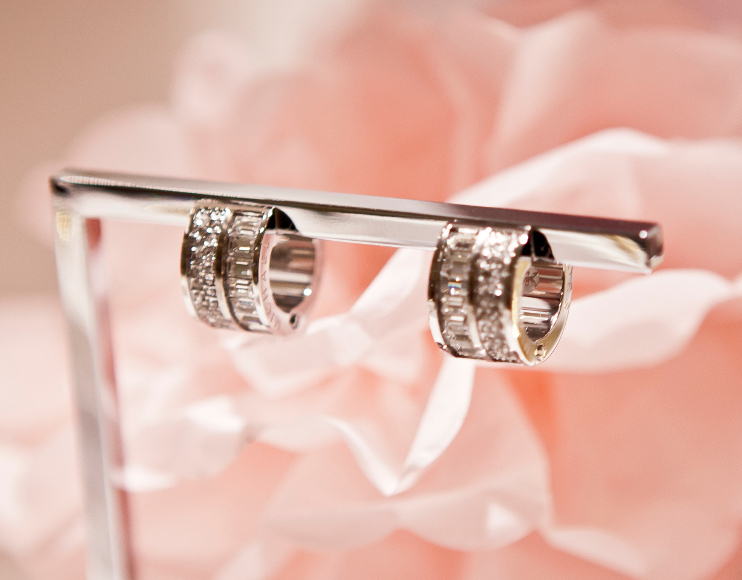 <span style="font-weight: bold;">СЕРЬГИ</span>